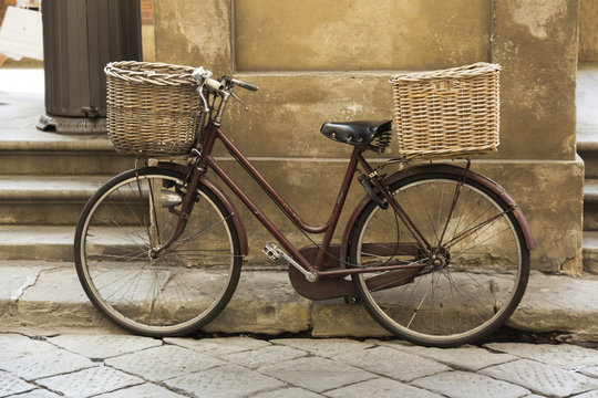 Bikes on the streets of Firenze (Florence) 
