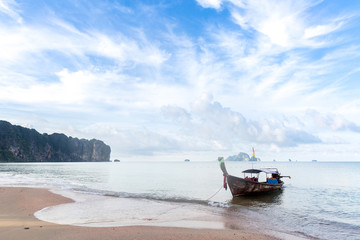 Obraz premium Tropical beach and boat