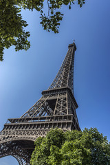 Tour Eiffel (Eiffel Tower), Champ de Mars in Paris, France.