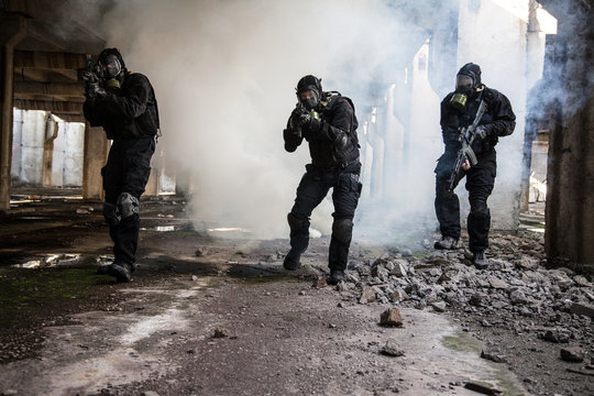 assault in the smoke