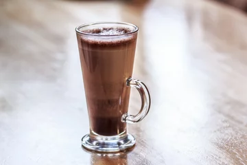 Photo sur Aluminium Chocolat Hot chocolate in glass