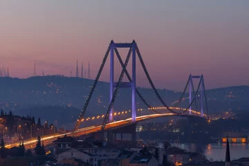 Rolgordijnen Bosphorus Bridge and traffic in the morning © Koraysa