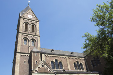 Fototapeta na wymiar Pfarrkirche St. Martin in Engers am Rhein, Deutschland