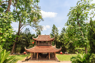 Fototapeta premium Vietnamese temple in Hanoi, Vietnam