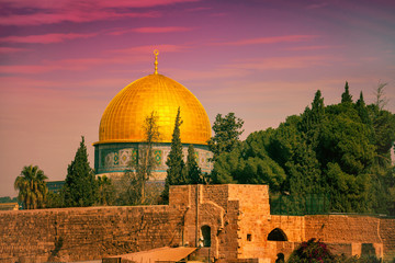 Naklejka premium Stare miasto w Jerozolimie o zachodzie słońca, Izrael