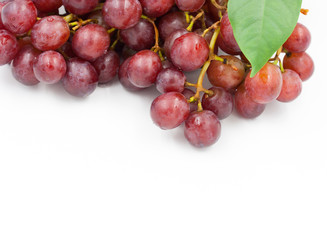 Obraz premium red grapes on a white background