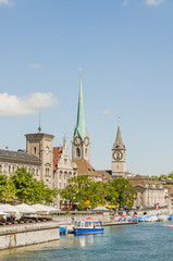 Zürich, Altstadt, Stadt, Limmat, Limmatquai, Badetag, Fraumünster, Sankt Peter Kirche, Sommer, Schweiz