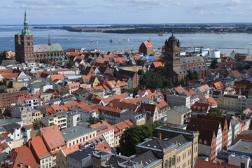 Fototapeta na wymiar Stralsund, Blick von der Marienkirche über die Altstadt
