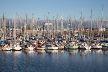 Fototapeta na wymiar Yachts berthed at the marina.