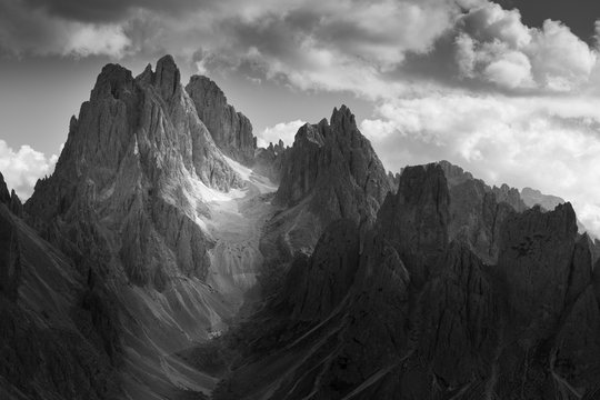Fototapeta Dramatic mountain light in black and white