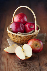 Juicy fresh apples © Iuliia Metkalova
