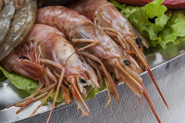 fresh shrimps on platter