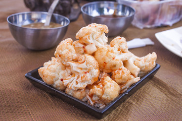Sweet chili cauliflowers