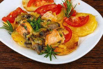 Salmon with grilled vegetables