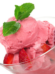 Strawberry ice cream with berries