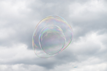 Bolle di sapone nel cielo