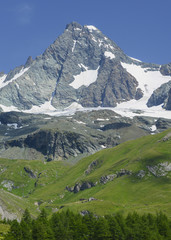 Fototapeta na wymiar Osttirol Hohe Tauern - über die Lucknerhütte zum Großglockner