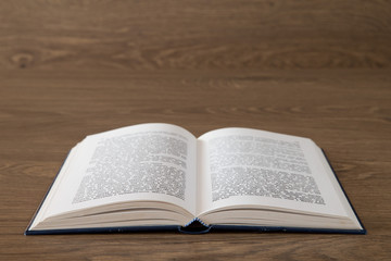 Obraz premium Otwarta książka