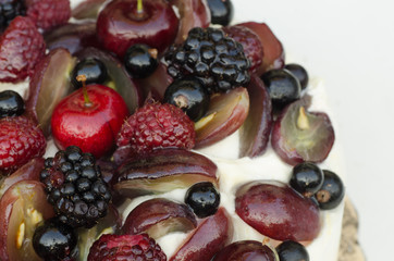 cake with berries