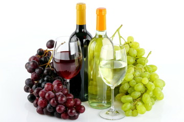 Obraz na płótnie Canvas Bottiglie di vino con uva