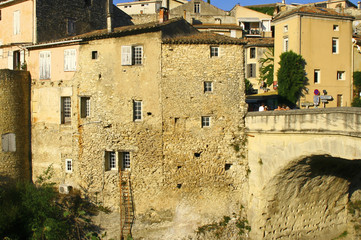 Vaison-la-Romaine, commune française située dans le Vaucluse 