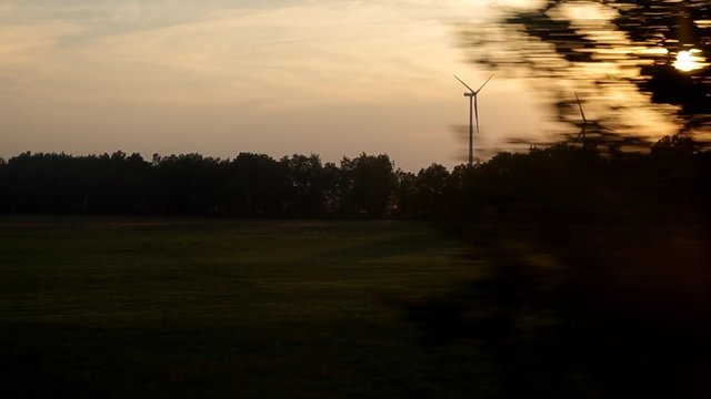 Zugfahrt &ndash; Blick aus dem Fenster