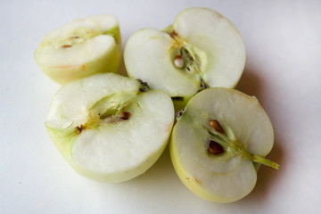 Green cutted apples