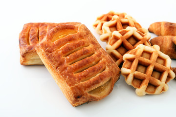 おいしそうなパイとワッフル