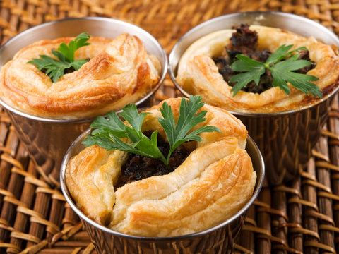 Ground beef puff pastry