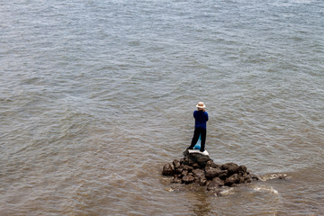 Fototapeta na wymiar Man and the sea