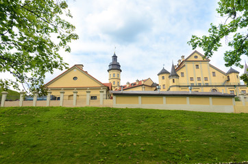 Fototapeta na wymiar Medieval castle in Nesvizh