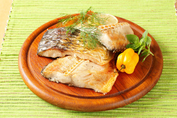 Oven-roasted carp fillets