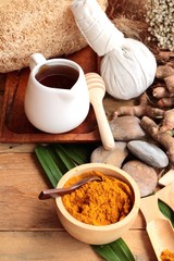 Phlai herb, Cassumunar ginger both fresh and as a powder 