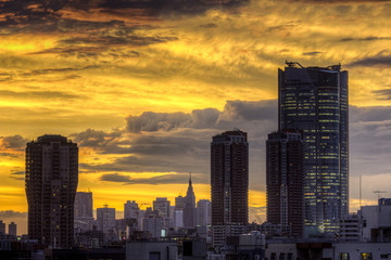 Fototapeta na wymiar Dramatic sunset over Tokyo, Japan