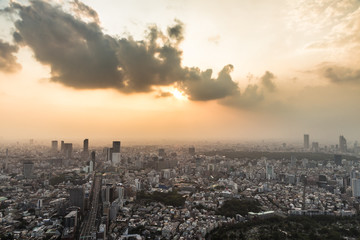Fototapeta na wymiar Stunning sunset over Tokyo, Japan capital city