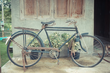 Fototapeta na wymiar old bike with filter effect retro vintage style