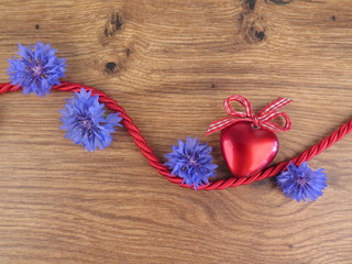 Rotes Herz mit Blauen Blumen