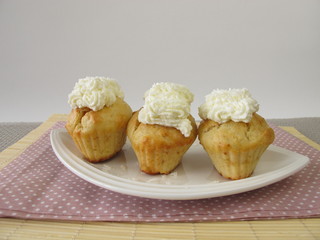 Cupcakes mit Kokossahne