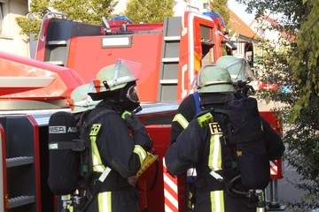 Obraz premium Feuerwehr im Einsatz 112