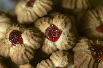 cookie with jam macro