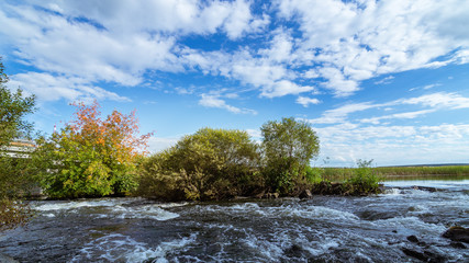 осенний пейзаж на Уральской реке Иртыш, Россия, Урал © 7ynp100