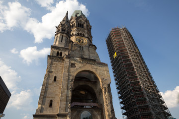 Fototapeta na wymiar kaiser wilhelm memorial church berlin