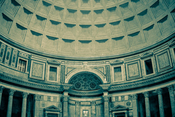 Obraz premium Inside the Pantheon in Rome