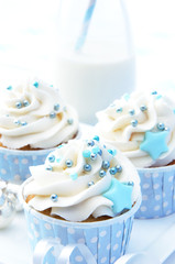 White christmas cupcakes