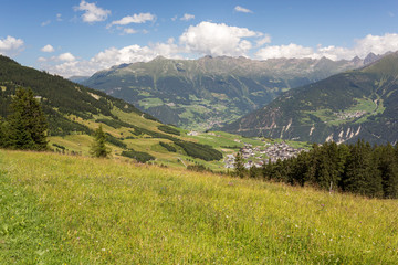 Fototapeta premium Montagnes de Serfaus