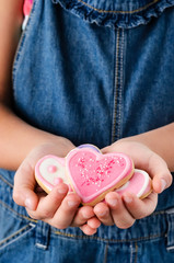 Fototapeta premium Pink heart sugar cookies for valentines day