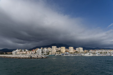 Estepona vista desde el puerto, Málaga