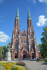 Fototapeta na wymiar Basilika St. Florian und Michael, Warschau