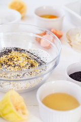 Muffin mixture : lemon and poppyseed