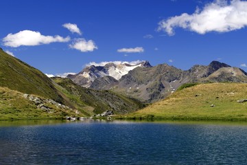 Lac de Bassia à Gèdre Hautes-Pyrénées